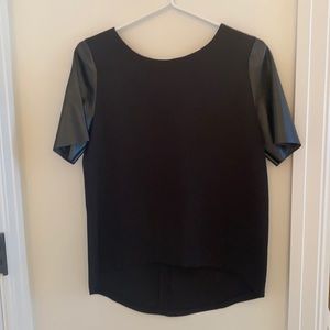 T-shirt With Leather Sleeves